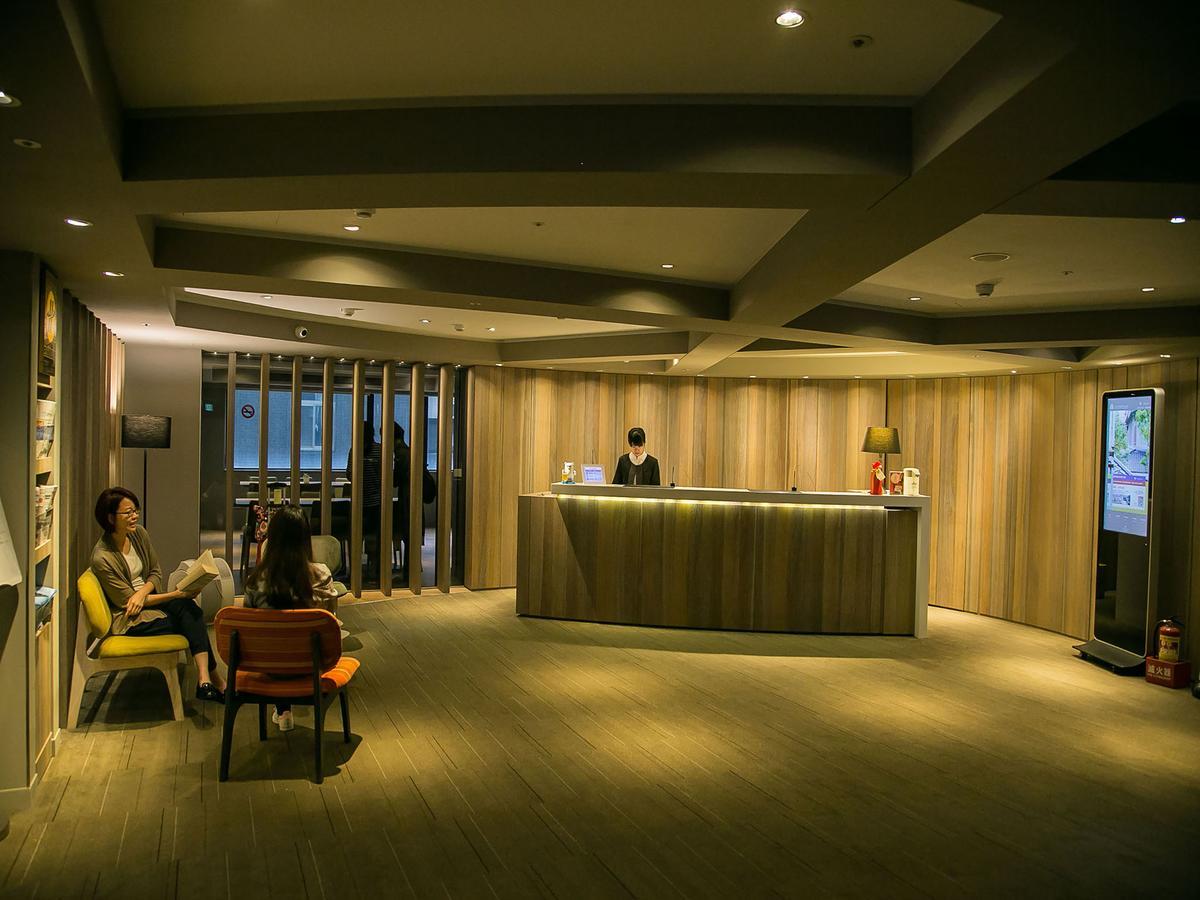 Royal Inn Taipei Linsen - Huashan 1914 Creative Park Екстер'єр фото
